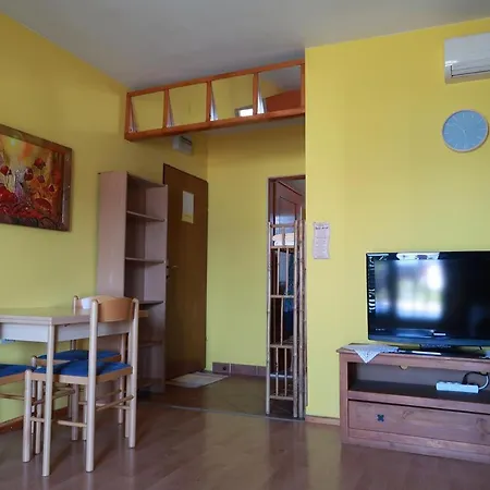 Mirca 10197d * Lovište